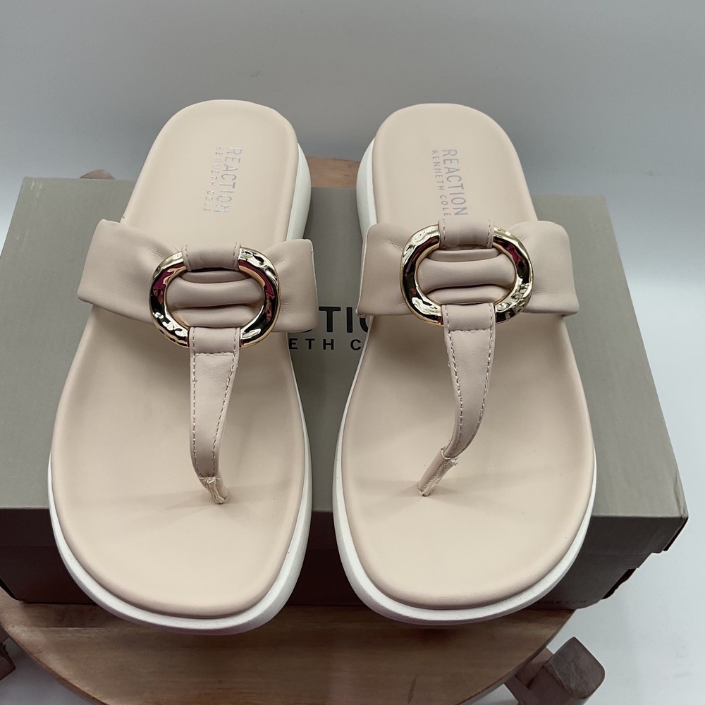 Kenneth Cole Reaction Tina Nude Platform Thong Sandals Gold Ring RL24TIN02 7.5